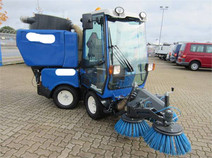 UtilityVehicleSweeper